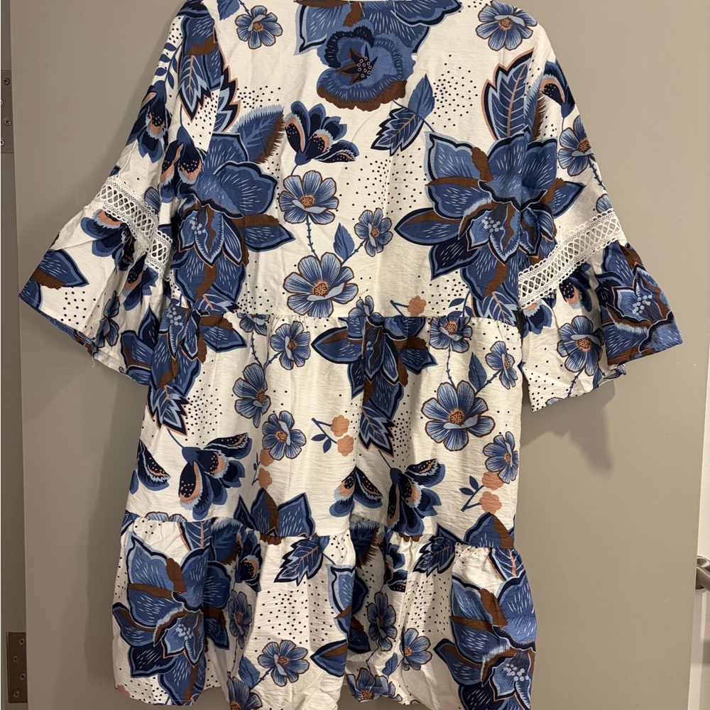 NEW ! Cupshe Blue and White Floral Midi Dress - Picture 5 of 15